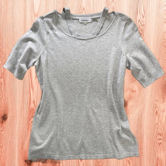 Calvin Klein Gray Knit Sweater Tee – Size Medium, Rayon Blend - Picture 2 of 6